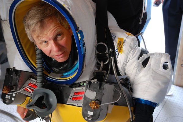 Nun gilt der 57-jährige Google-Manager Alan Eustace als neuer Rekord-Inhaber.