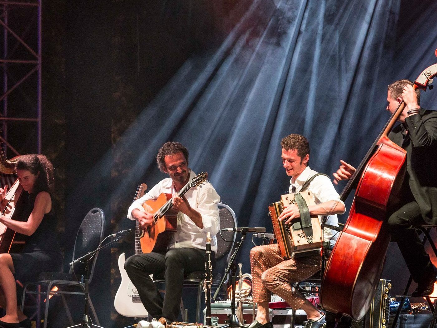 Aufatmen bei allen Fans - das Herbert Pixner Projekt spielt im September noch ein Zusatzkonzert im Dornbirner Kulturhaus. Aufatmen bei allen Fans - das Herbert Pixner Projekt spielt im September noch ein Zusatzkonzert im Dornbirner Kulturhaus.