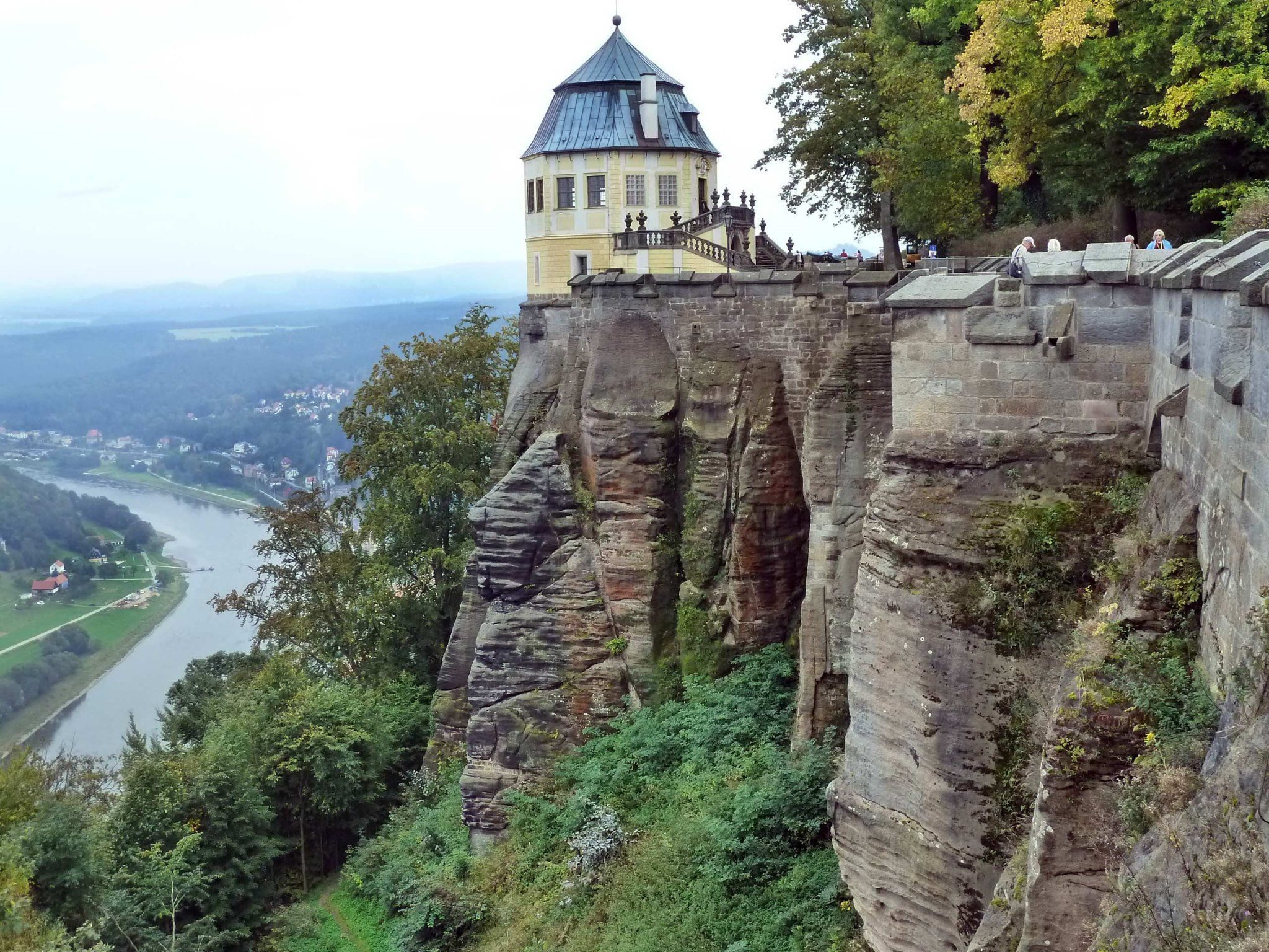Die Nüziger Pensionisten erlebten einen schönen Dresden Ausflug. Die Nüziger Pensionisten erlebten einen schönen Dresden Ausflug.