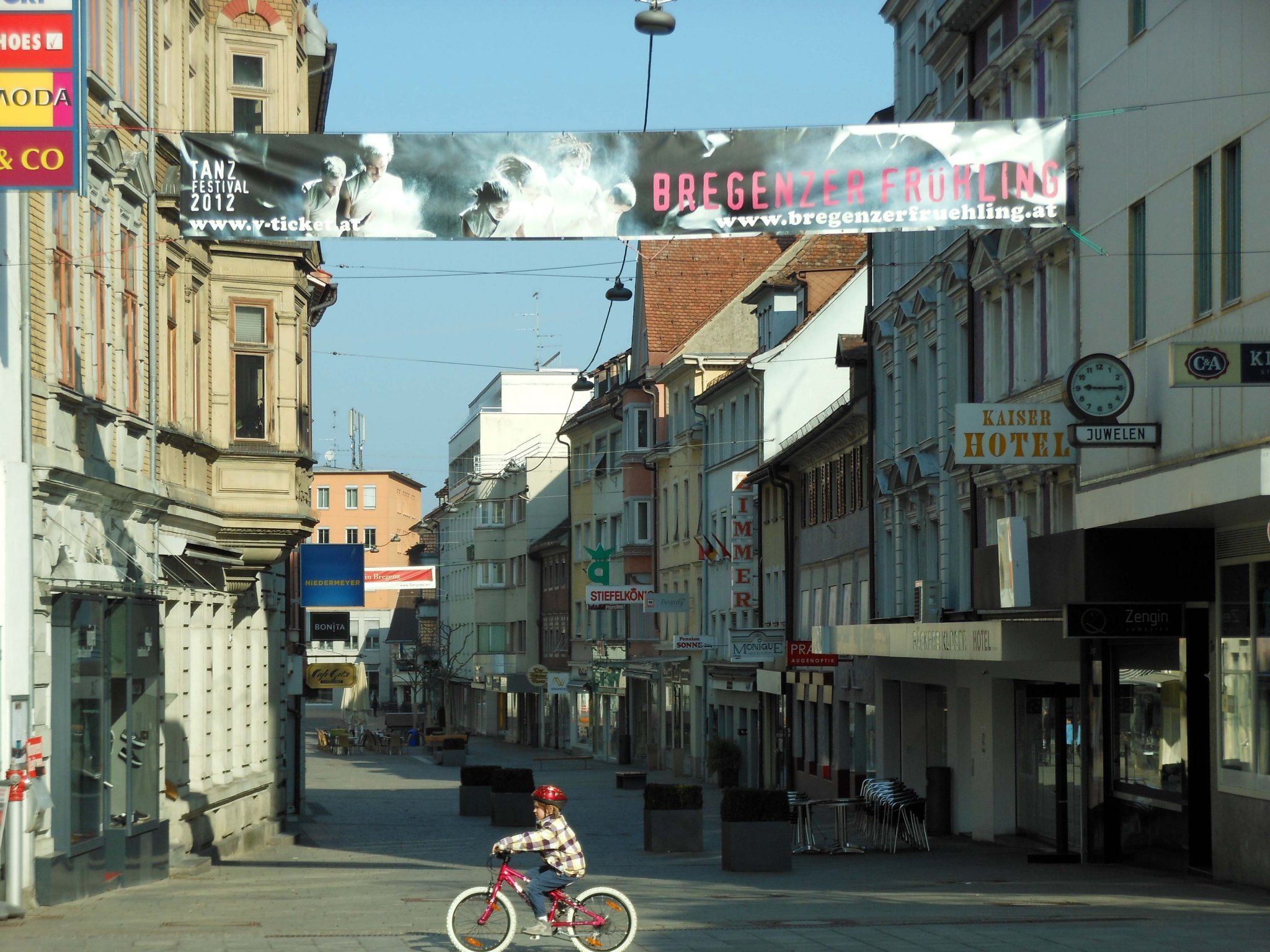 http://www.vol.at/2012/03/Kaiserstrasse.jpg
