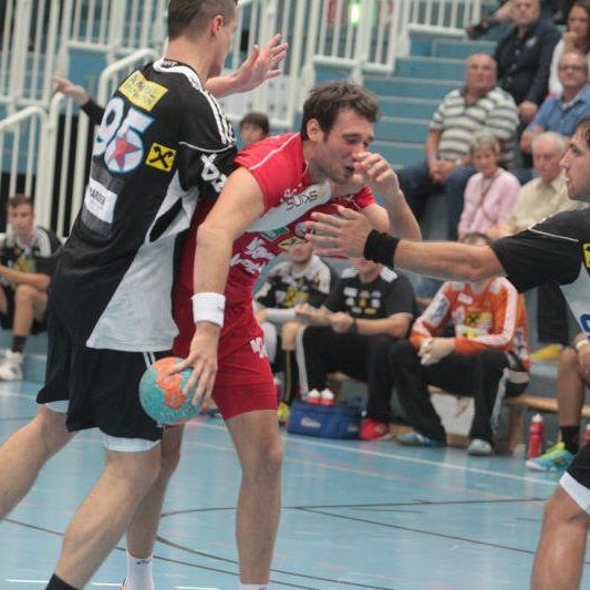 Die Partie in der Harder "Teufelsarena" war hart umkämpft