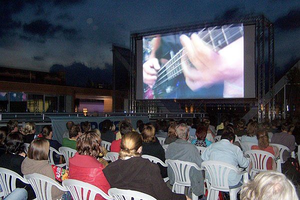 Sommerkino-Highlight: Kino am Dach