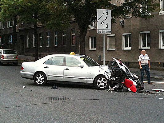 An der Unfallstelle in Meidling An der Unfallstelle in Meidling