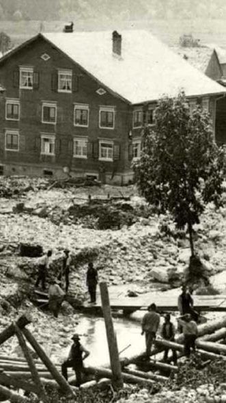 Hochwasser: Bizauerbach im Jahre 1910.