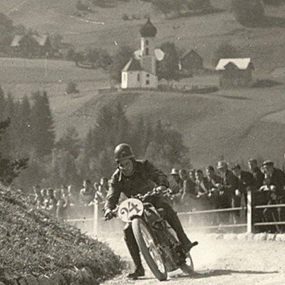 Manfred Noger hat dieses historische Bild vom 2. Bürserberg Rennen (1930) zur Verfügung gestellt.