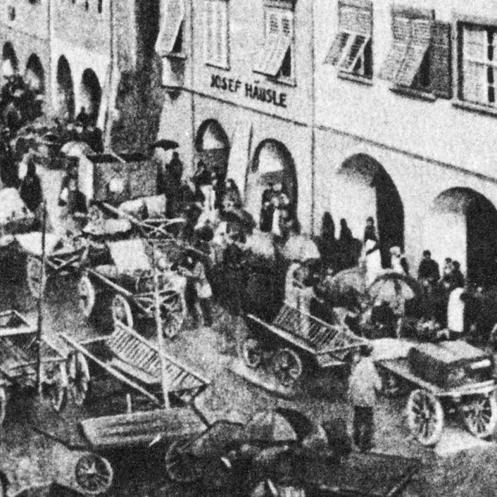 Der Feldkircher Wochenmarkt um 1900 - Marktgasse, Michael Felder Gasse und Melaunerweg.