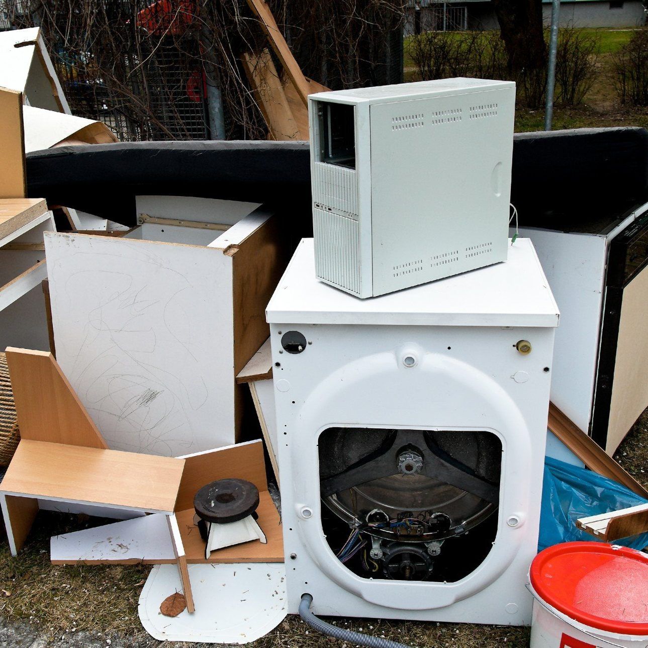Konsumentenschützer sehen keinen Hinweis auf Einbau gezielter Schwachstellen.