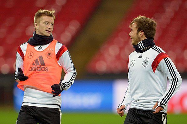 BRITAIN SOCCER FRIENDLY