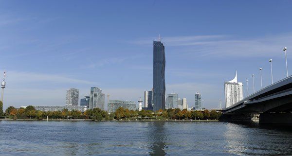 300 Wohnungen sollen im DC Tower entstehen. 300 Wohnungen sollen im DC Tower entstehen.