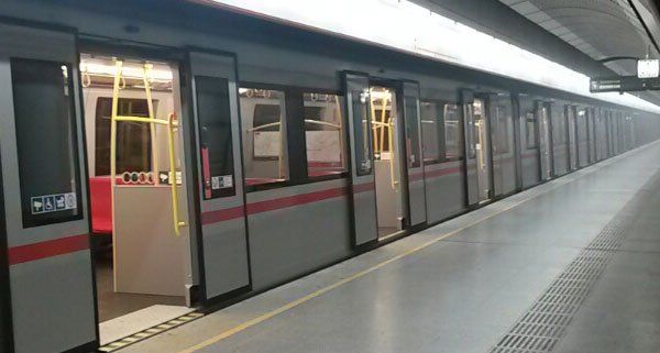 Die Station musste aus Sicherheitsgründen evakuiert werden.