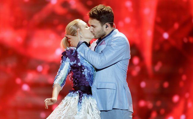 Litauen setzt bei der Bühnenshow auf die Liebe.