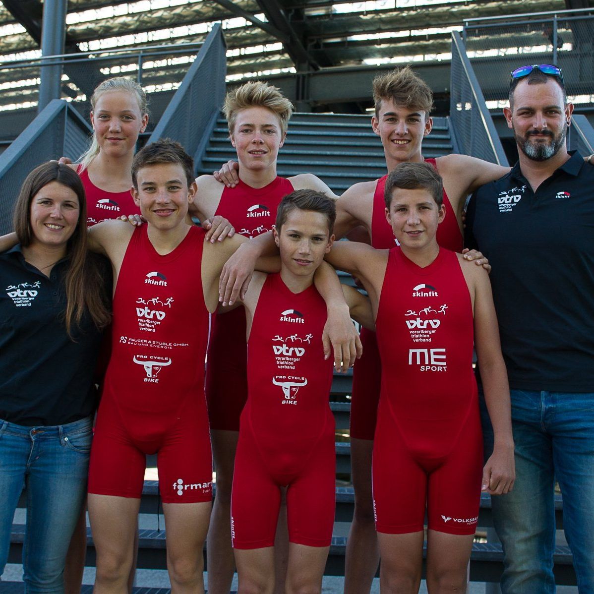 Die Ländle Nachwuchsathleten mit Trainerin Dani Bader hoffen auf eine Medaille