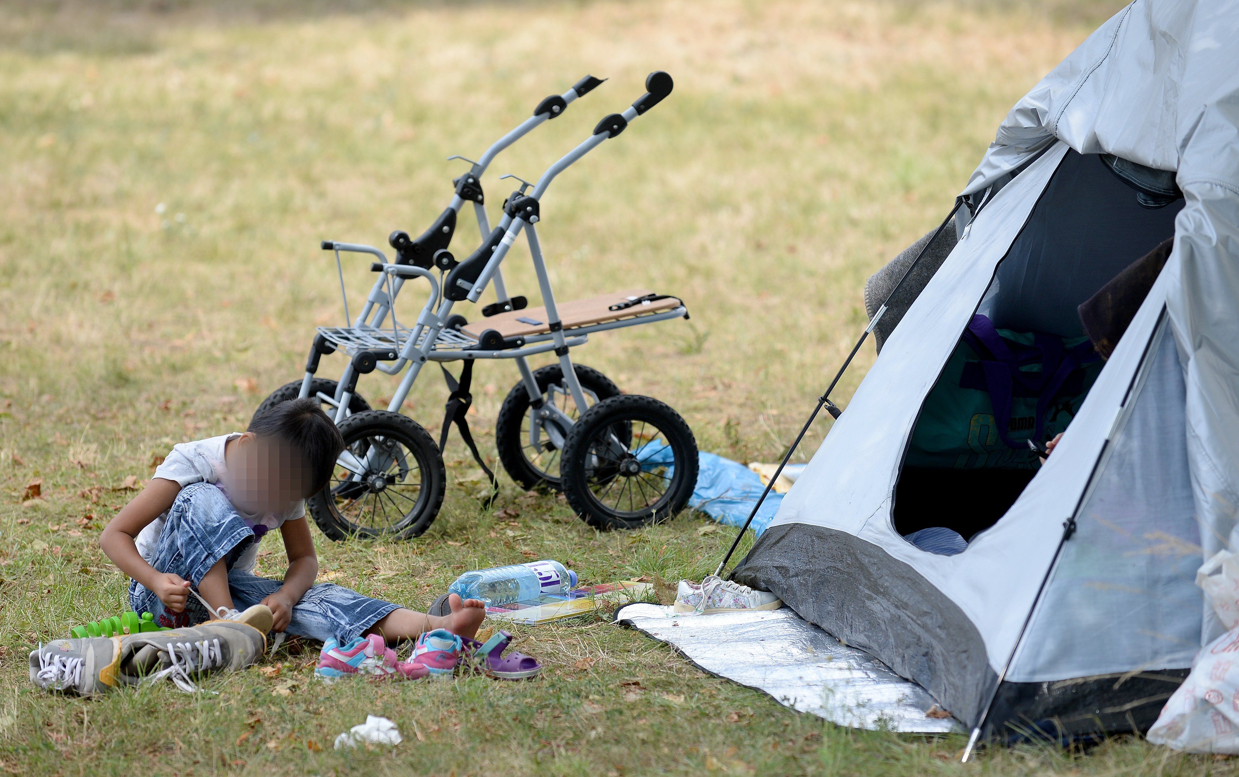 FLCHTLINGSLAGER TRAISKIRCHEN FLCHTLINGSLAGER TRAISKIRCHEN