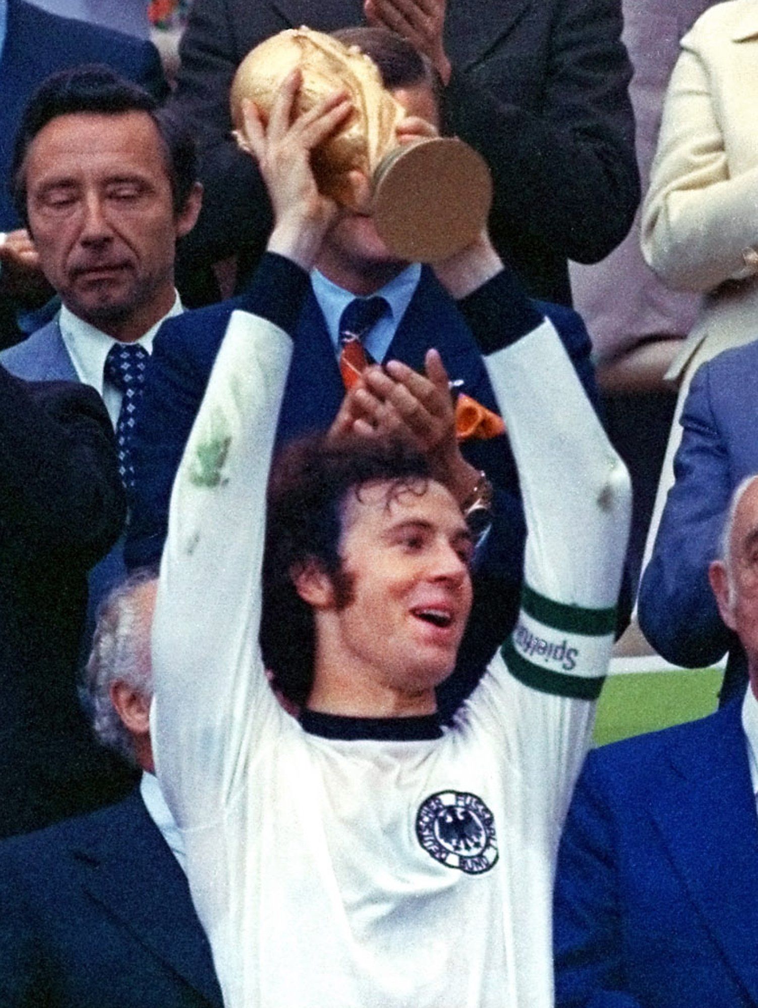 BECKENBAUER
