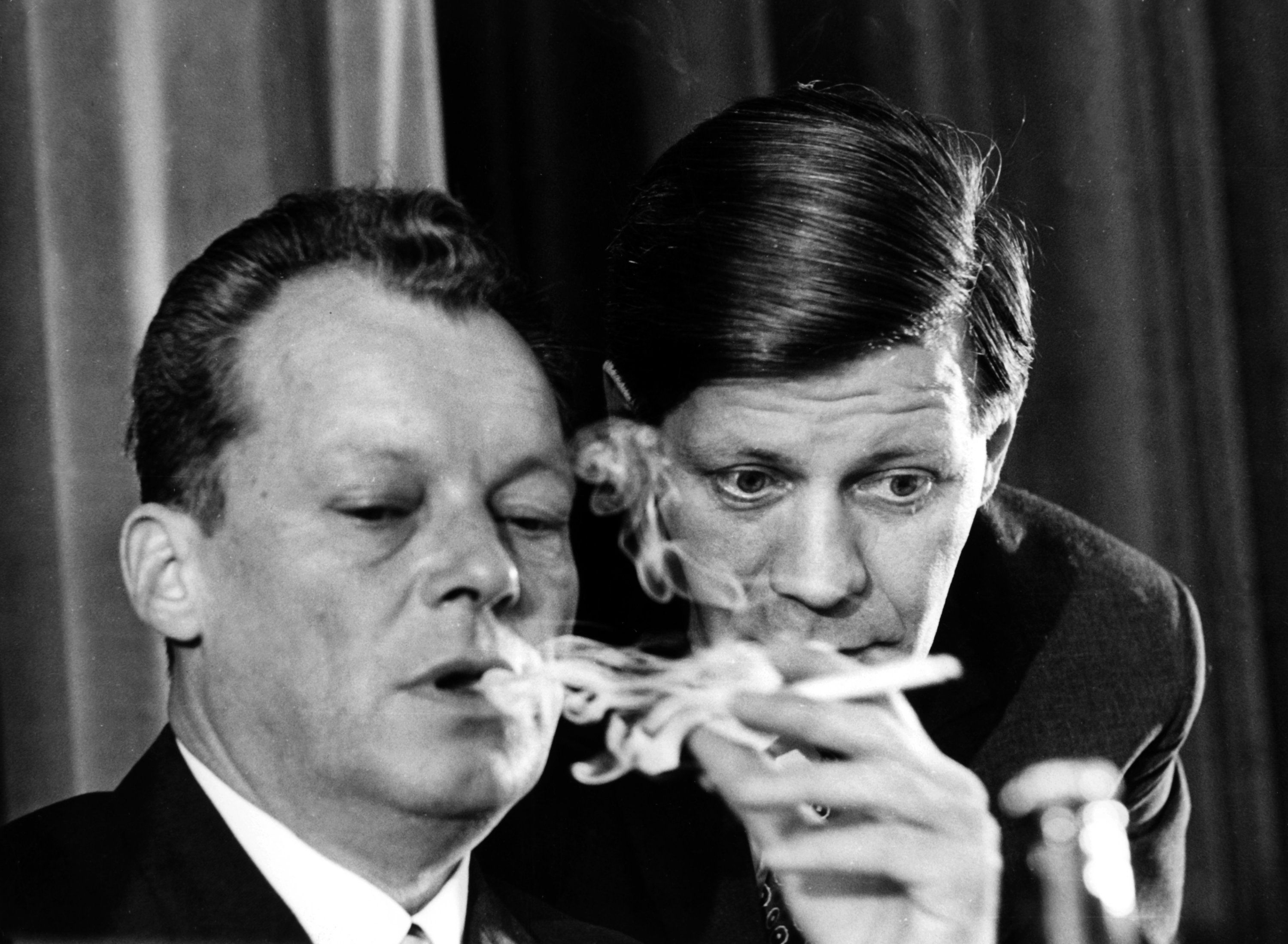 Helmut Schmidt tot