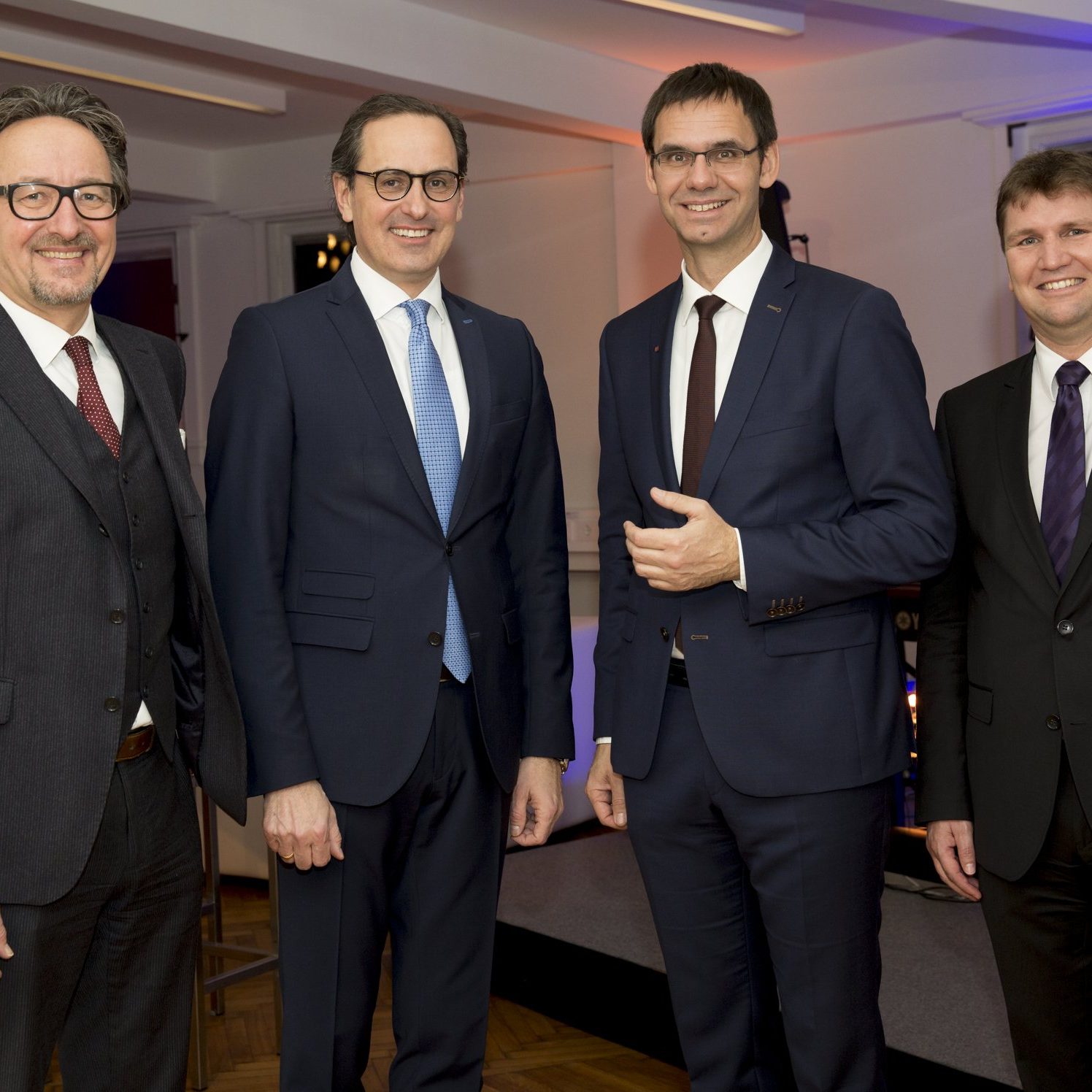 Feierten die Eröffnung: (v.l.n.r.) Vorstand Dr. Johannes Hefel, Vorstandsvorsitzender Dr. Michael Grahammer, Landeshauptmann Mag. Markus Wallner und Vorstand Mag. Michel Haller.