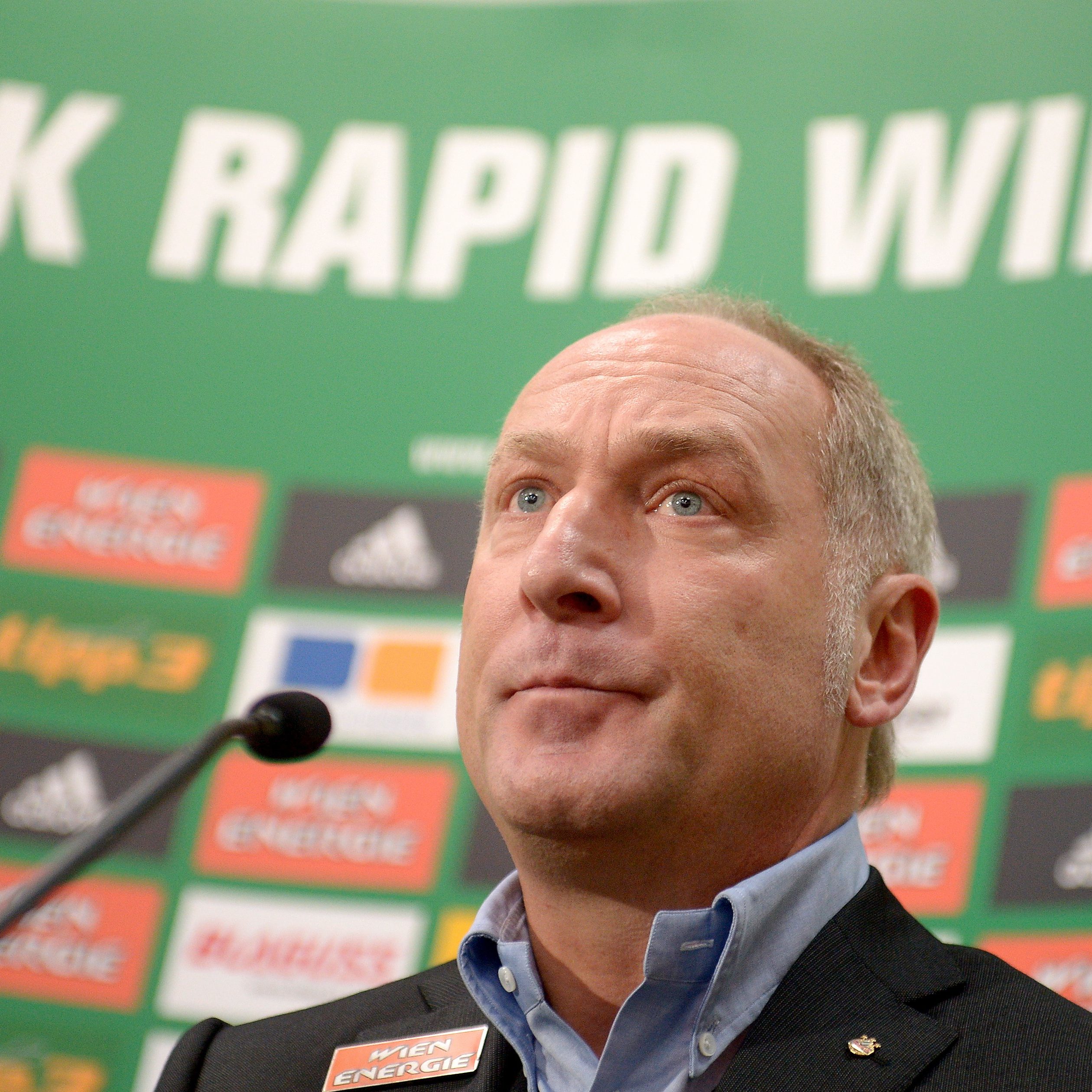 Andreas Müller wurde während der PK bestohlen.