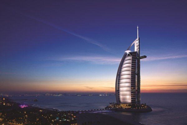 Burj_Al_Arab_-_Exterior Burj_Al_Arab_-_Exterior