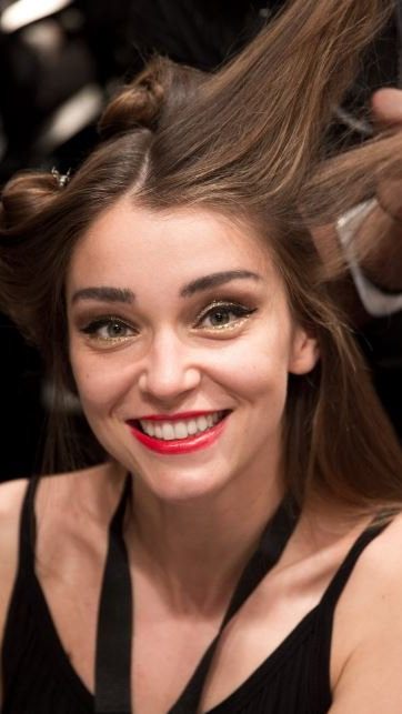 Was für eine Frisur gefällt Dir am besten?