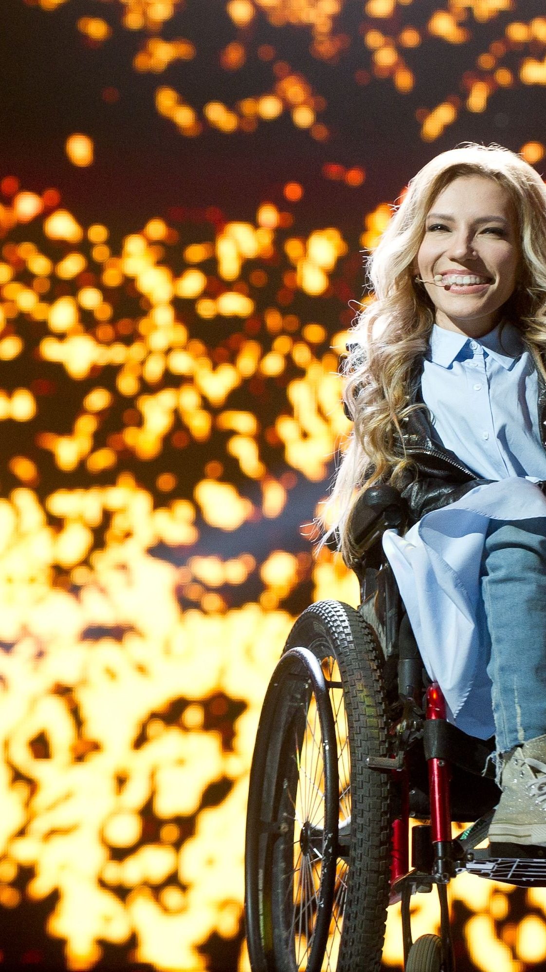 Die wegen einer Erkrankung seit ihrer Kindheit im Rollstuhl sitzende Russin Samoilowa war 2015 auf der Krim aufgetreten.