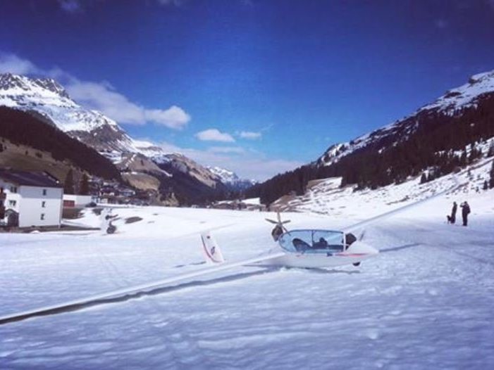 Ein Segelflieger musste gestern in Lech notlanden.