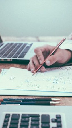 Eine Studie belegt: Vorarlberger Unternehmen hinken in Sachen Digitalisierung in Vertrieb und Marketing weit hinterher.