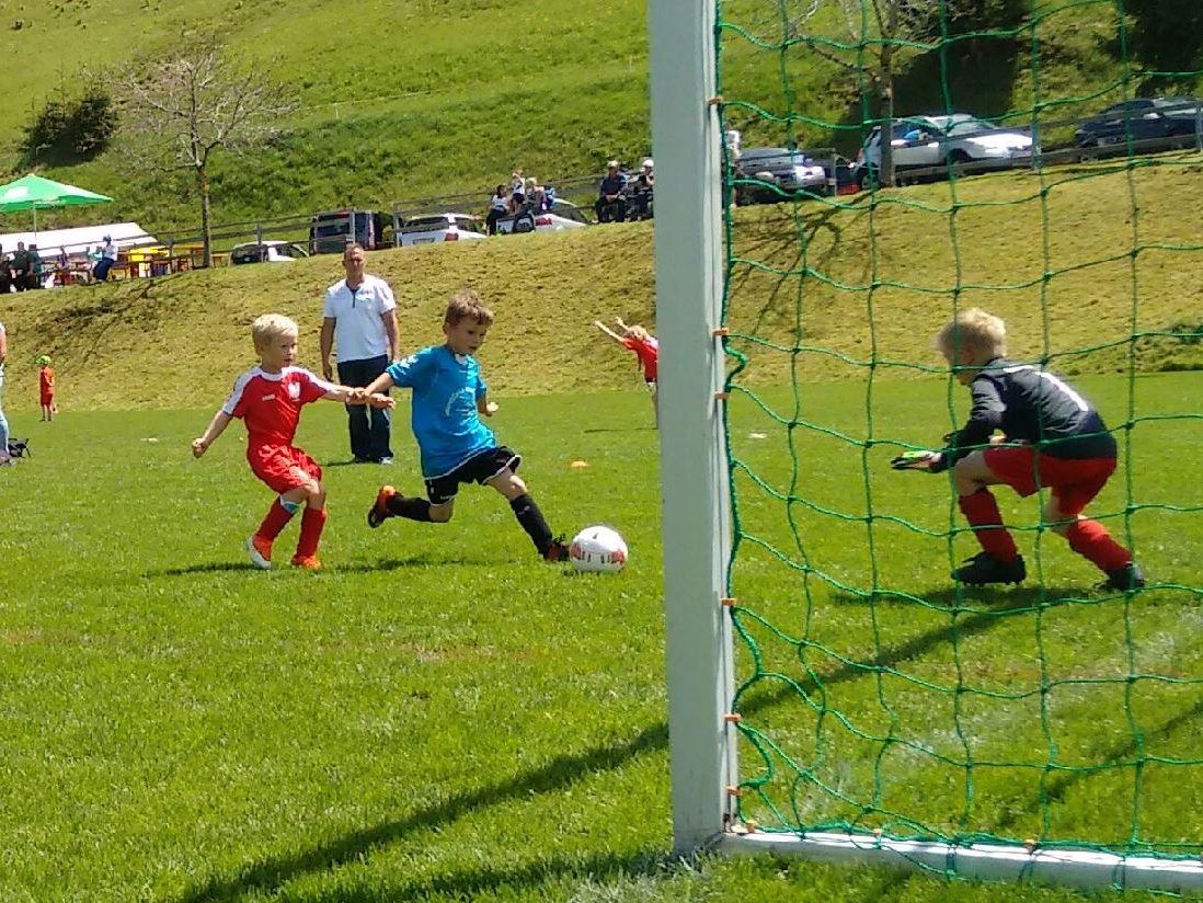 Die Spielgemeinschaft Großwalsertal setzt sich sehr für ihre Nachwuchsspieler ein. Die Spielgemeinschaft Großwalsertal setzt sich sehr für ihre Nachwuchsspieler ein.