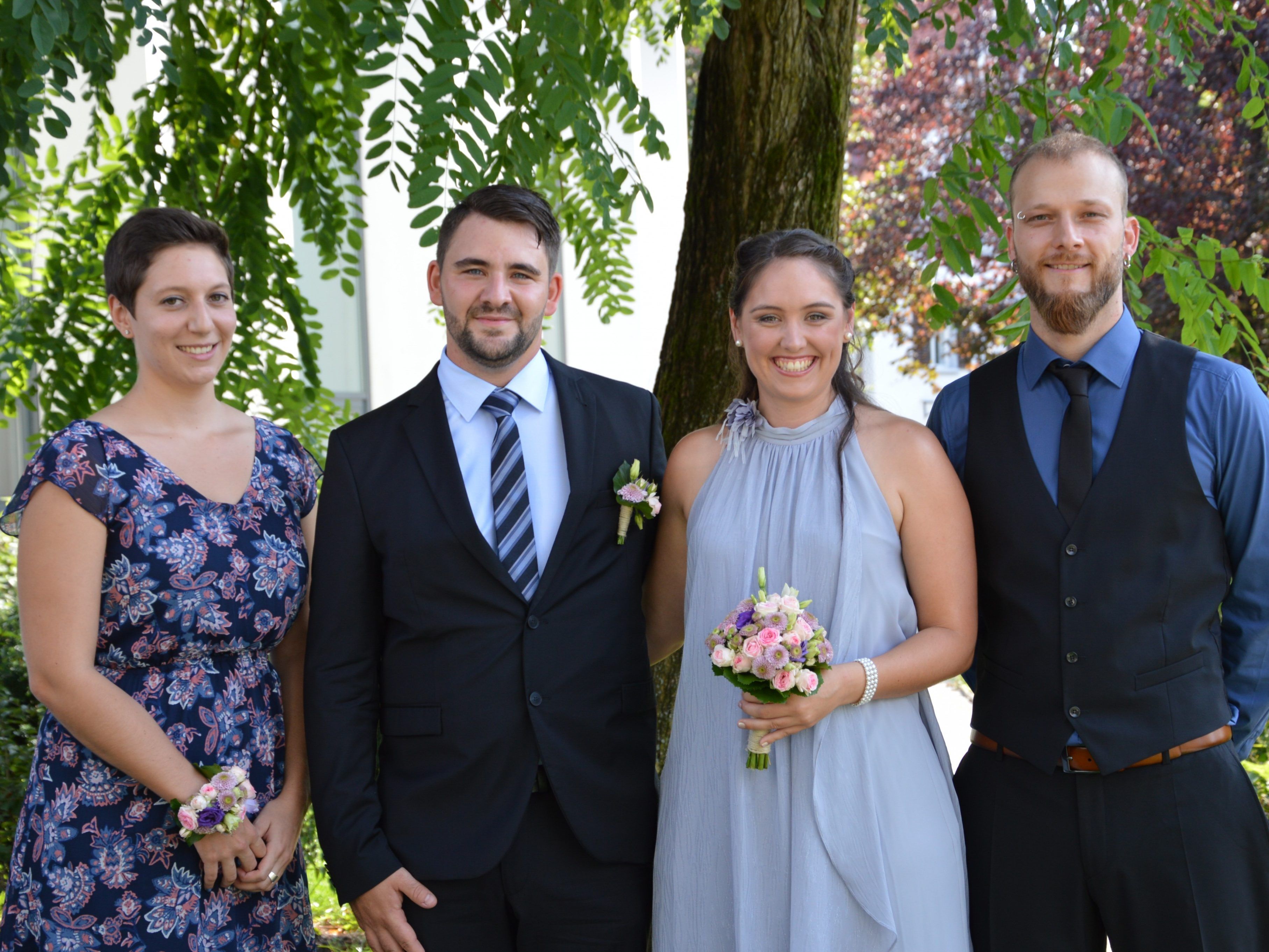 Monika Grabher-Meyer und Stefan Gilly haben geheiratet. Monika Grabher-Meyer und Stefan Gilly haben geheiratet.