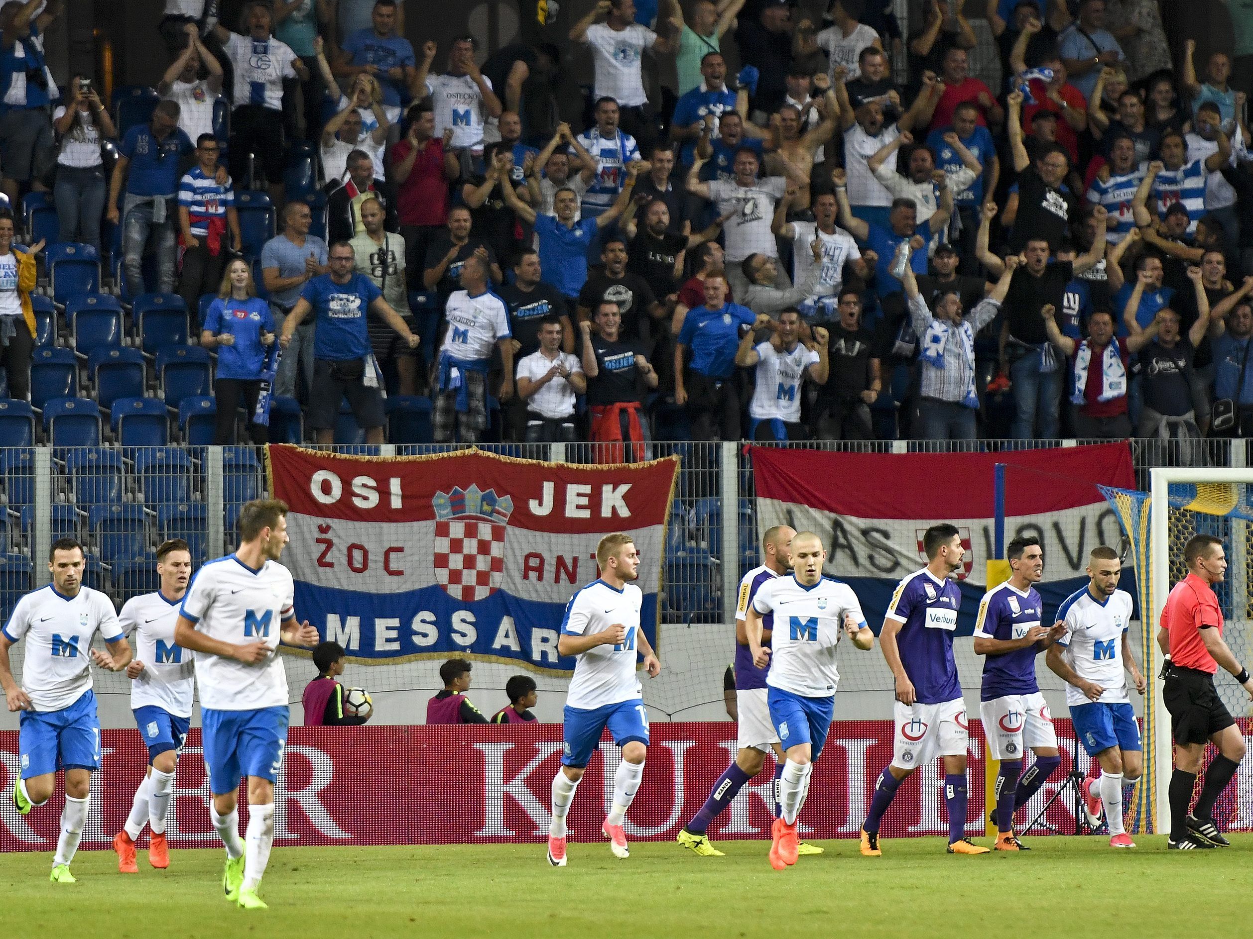 Beim Europa League-Match zwischen Austria Wien und Osijek kam es zu Festnahmen. Beim Europa League-Match zwischen Austria Wien und Osijek kam es zu Festnahmen.