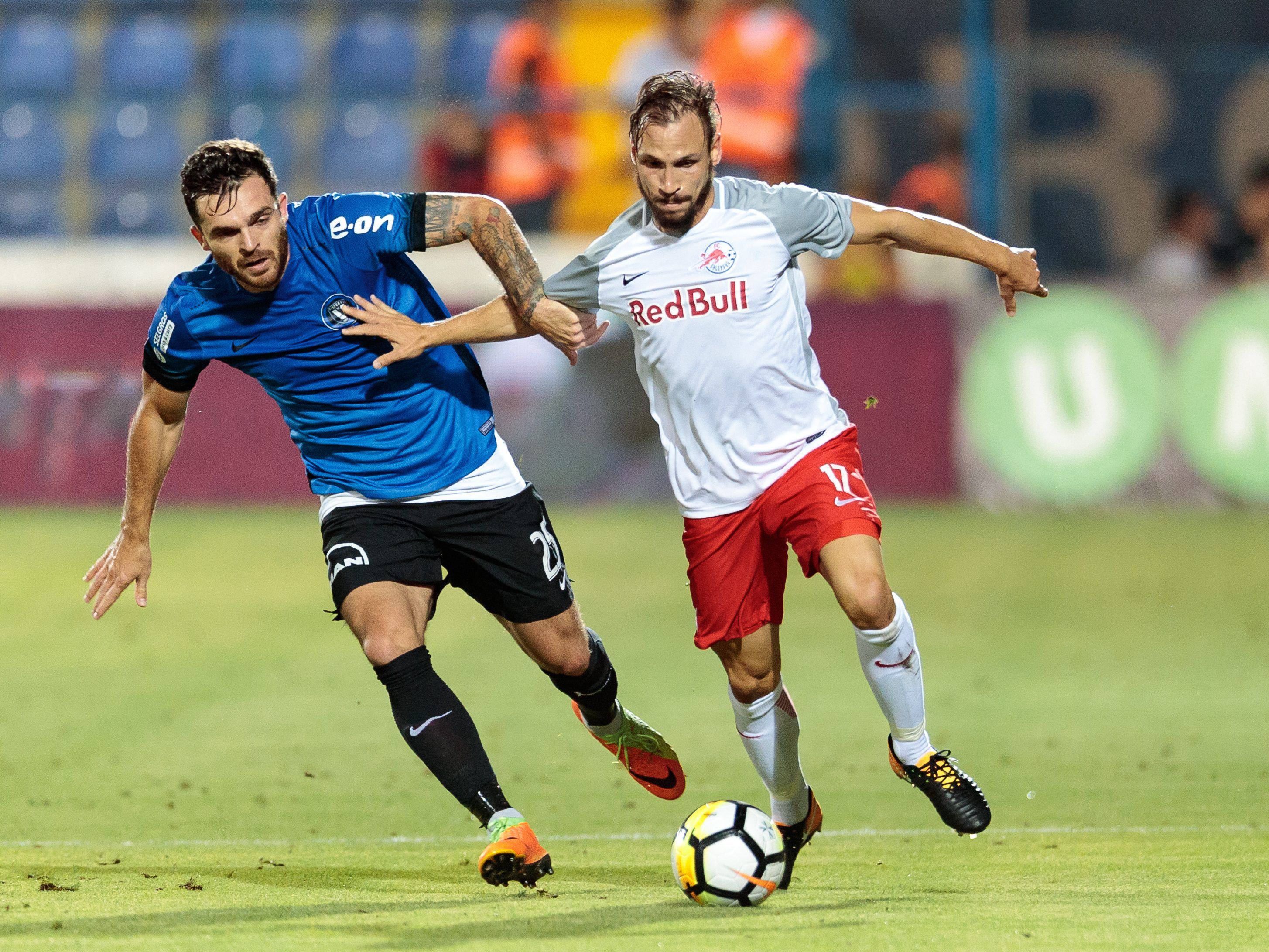 Red Bull Salzburg feierte bei Viitorul Constanța einen 3:1-Auswärtssieg. Red Bull Salzburg feierte bei Viitorul Constanța einen 3:1-Auswärtssieg.