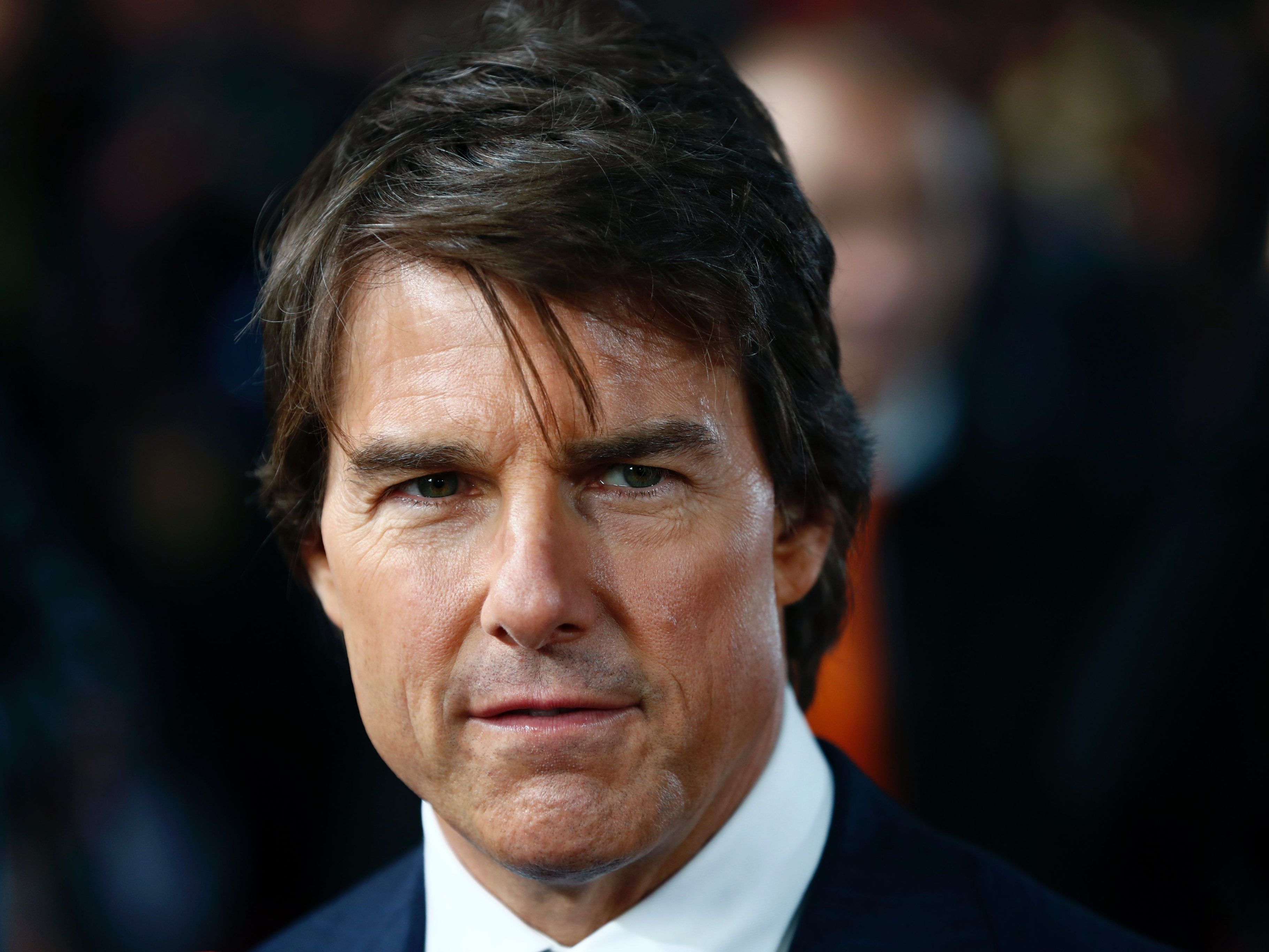 Tom Cruise hat sich offenbar bei den Dreharbeiten zu "Mission: Impossible 6" verletzt. Tom Cruise hat sich offenbar bei den Dreharbeiten zu "Mission: Impossible 6" verletzt.