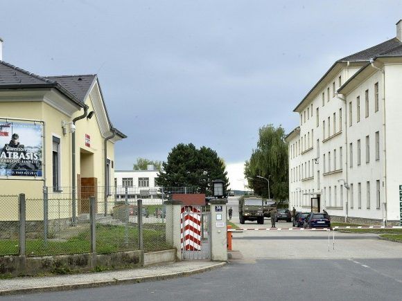 Der verstorbene Rekrut wurde am Donnerstag in Wien beerdigt. Der verstorbene Rekrut wurde am Donnerstag in Wien beerdigt.