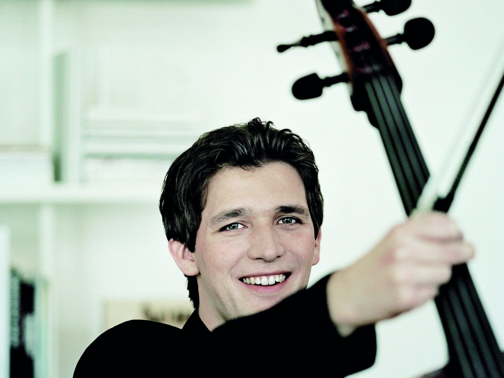 Der deutsche Meistercellist Maximilian Hornung begeisterte mit Dvoráks Cellokonzert. Der deutsche Meistercellist Maximilian Hornung begeisterte mit Dvoráks Cellokonzert.