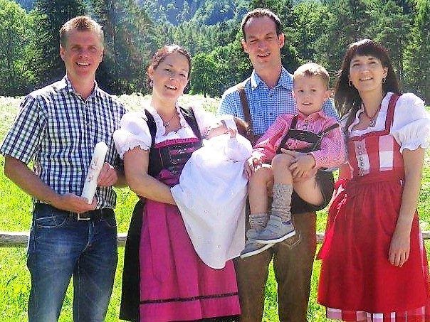 Am 16. Juli wurde Julia Berthold in der Venser Kapelle getauft. Am 16. Juli wurde Julia Berthold in der Venser Kapelle getauft.