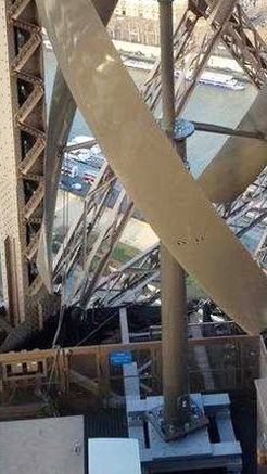 Der von Getzner gelagerte Windgenerator auf dem Eiffelturm verwandelt Wind in Energie