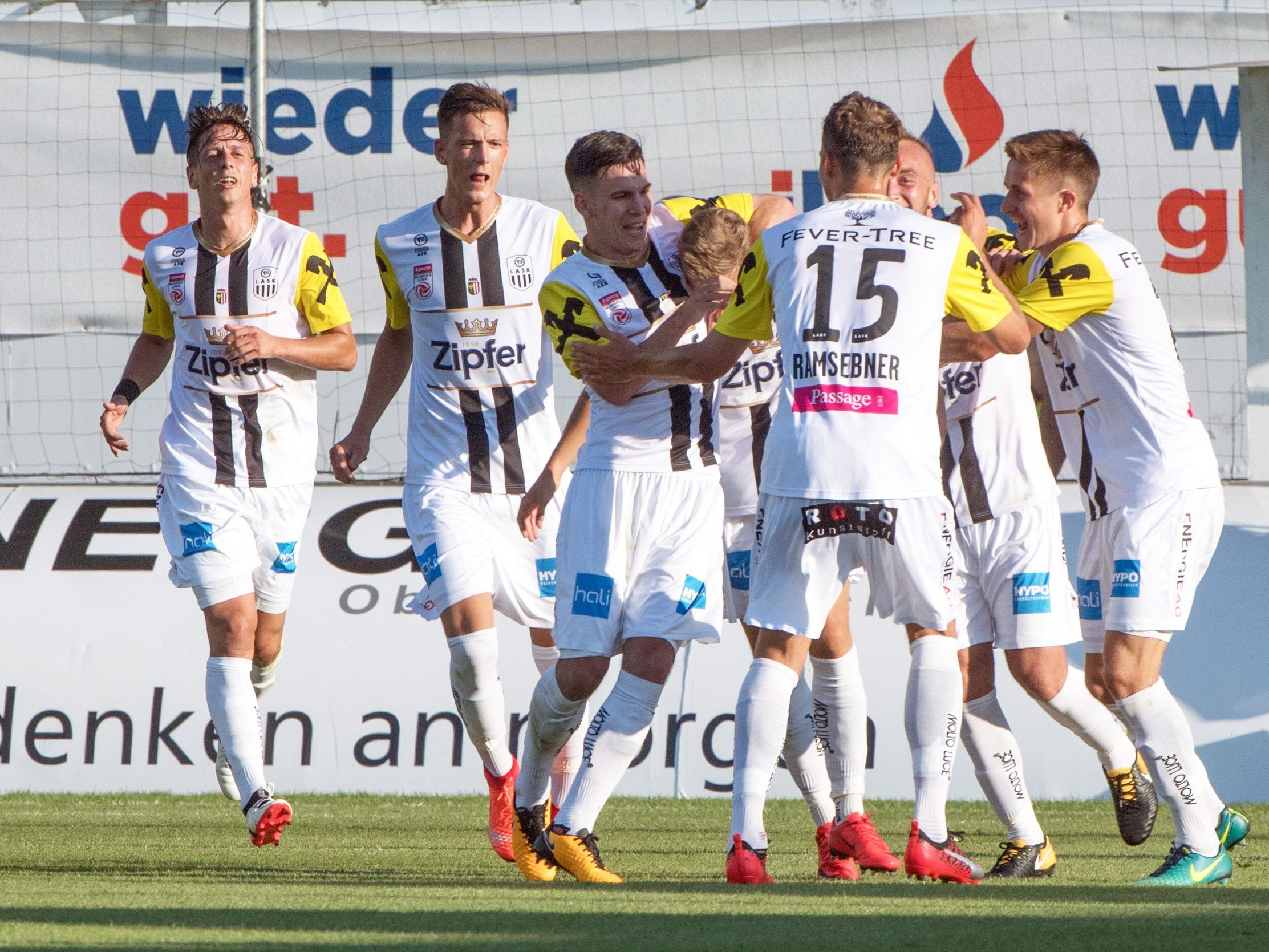 LIVE-Ticker zum Spiel LASK Linz gegen SCR Altach ab 16.30 Uhr. LIVE-Ticker zum Spiel LASK Linz gegen SCR Altach ab 16.30 Uhr.