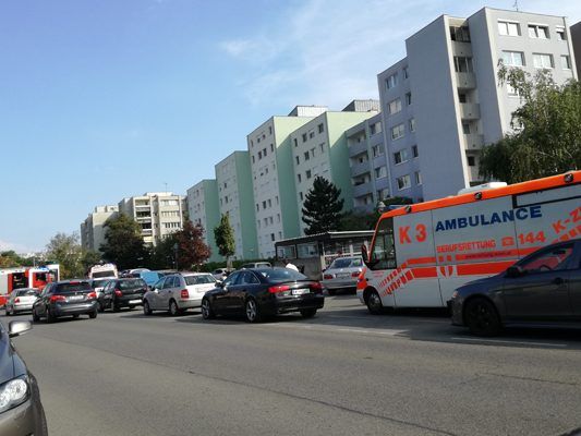 In der Kaiserebersdorferstraße kam es zu einem Zimmerbrand.