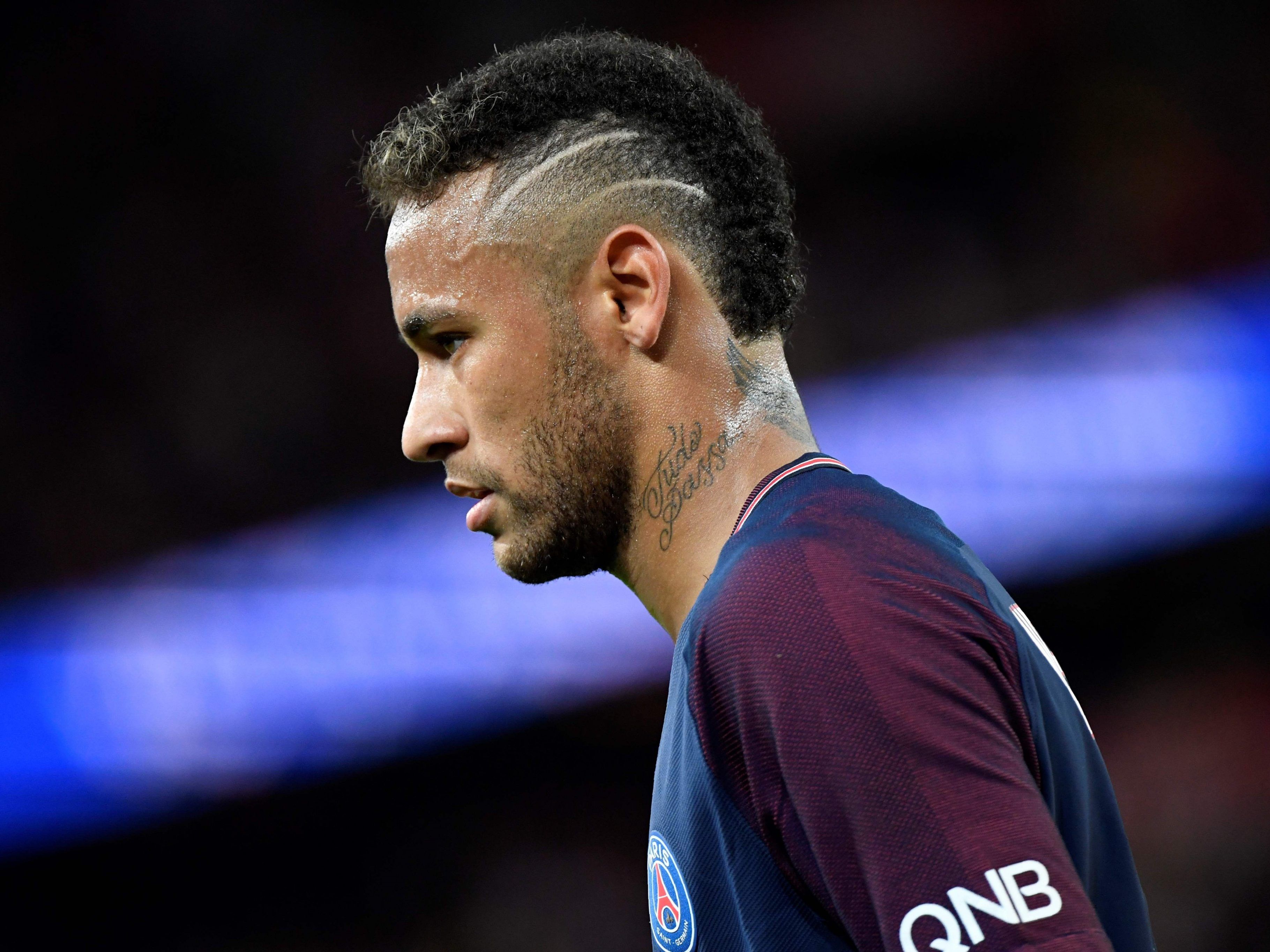 Neymar kritisiert die Verantwortlichen bei Barca.