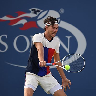 Vier-Satz-Sieg gegen US-Youngster Fritz