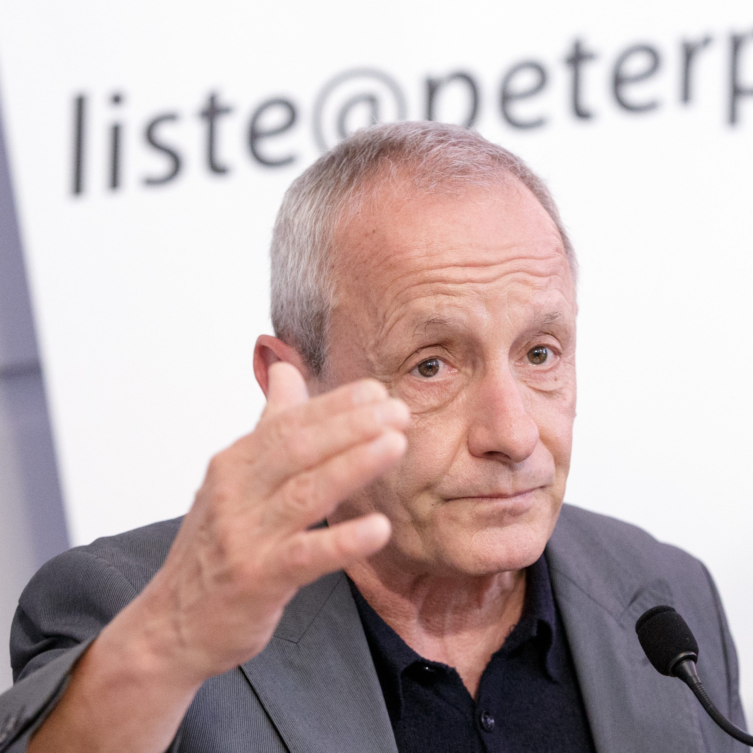 In den beiden letzten Umfragen der vergangenen Tage kamen die Grünen auf sechs bis acht und die Liste Pilz eben nur noch auf vier Prozent.