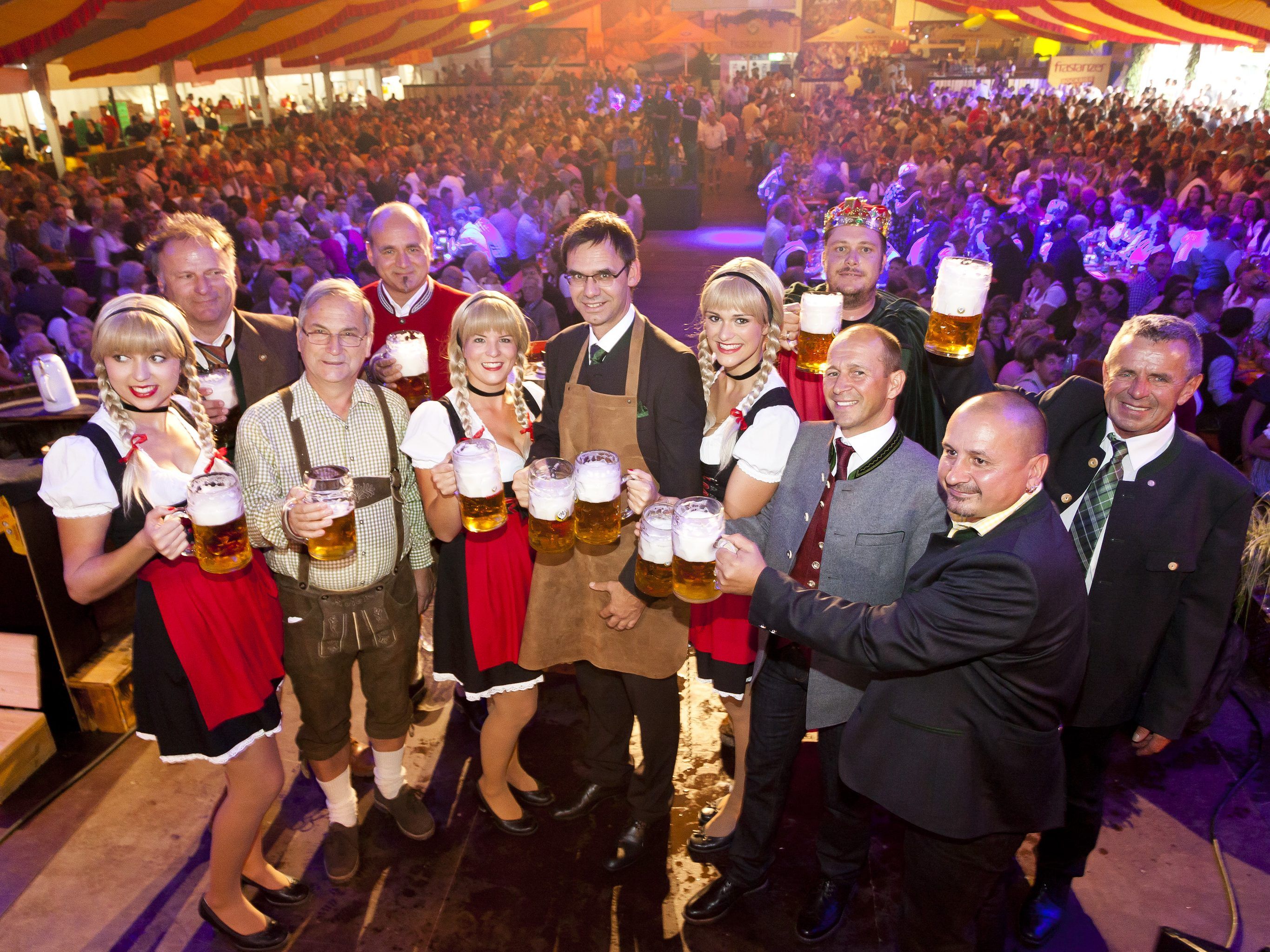 Der traditionelle Fassanstich am Freitag, 15. September 2017, ist ein absolutes Highlight des Bockbierfestes.