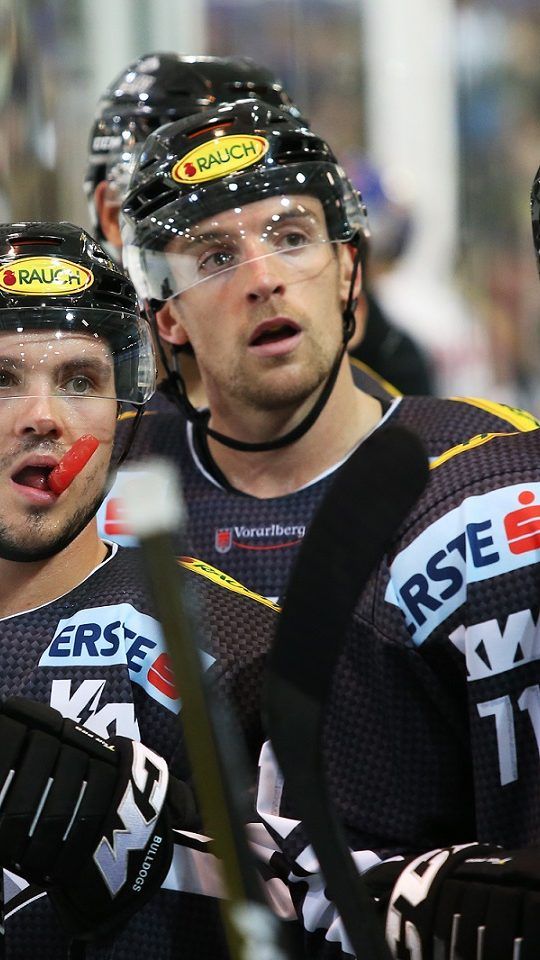 Westderby im ersten Heimspiel