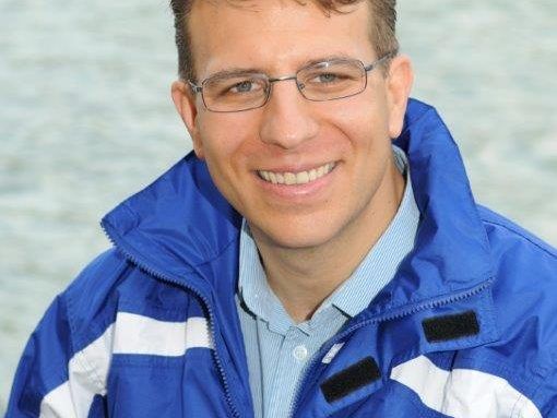 FPÖ-Fraktionsobmann Michael Koschat freut sich über die neue Homepage der Ortsgruppe Satteins FPÖ-Fraktionsobmann Michael Koschat freut sich über die neue Homepage der Ortsgruppe Satteins