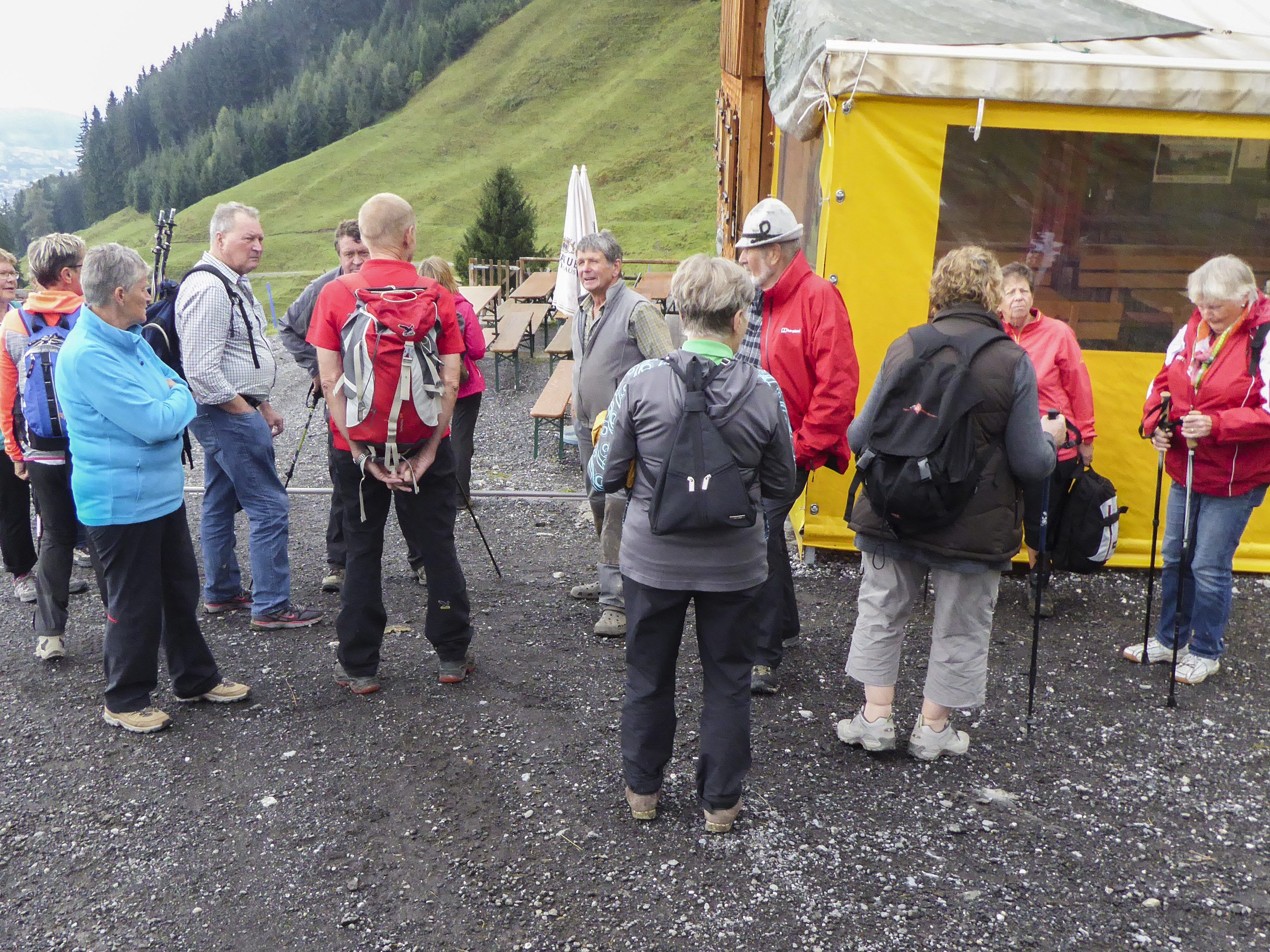 Alpwanderung im Regen