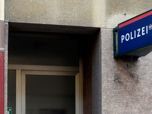 Der beschuldigte Messerstecher stellte sich der Polizei.