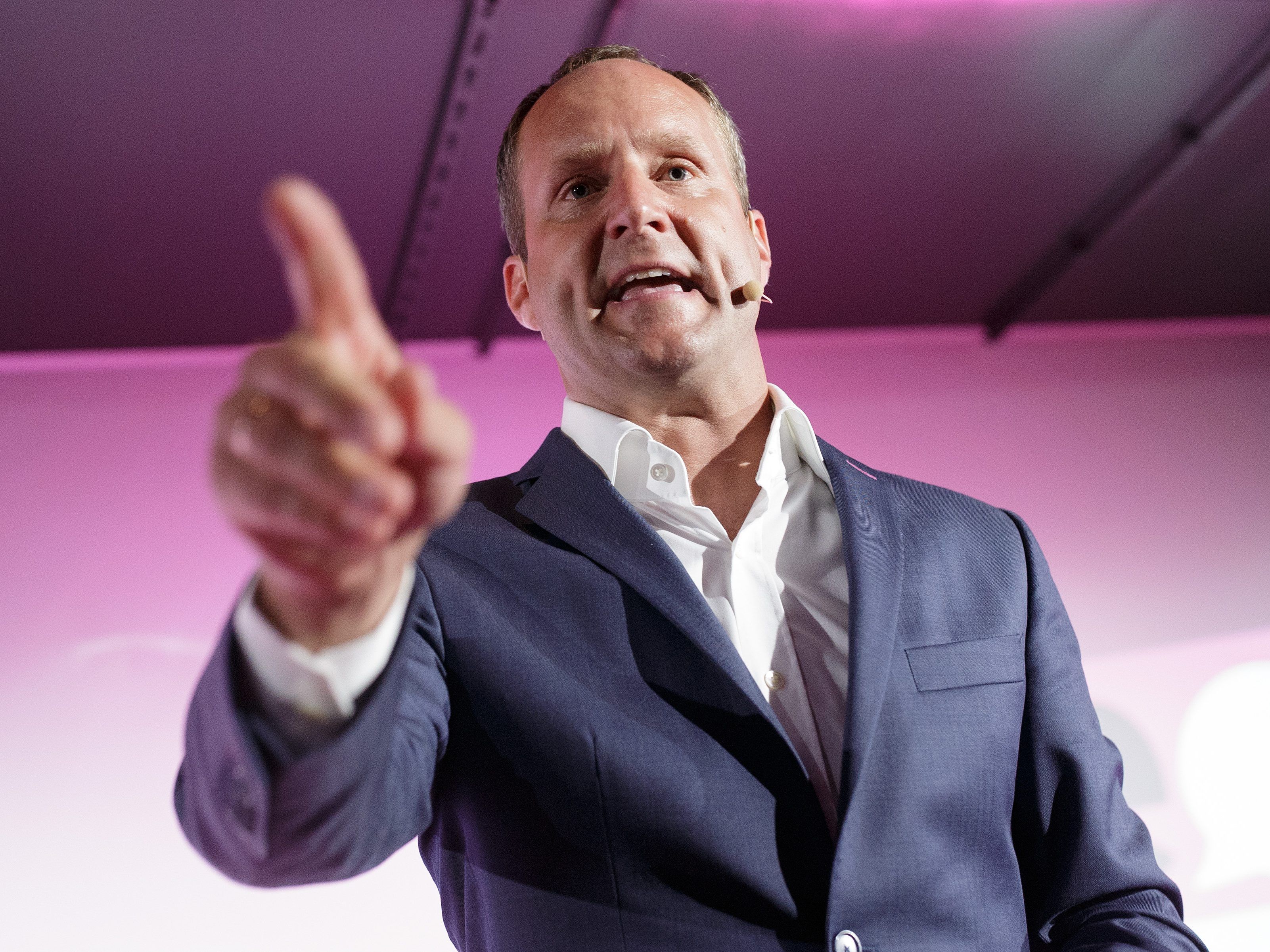 Die NEOS haben einen weiteren Chancen-Plan präsentiert.