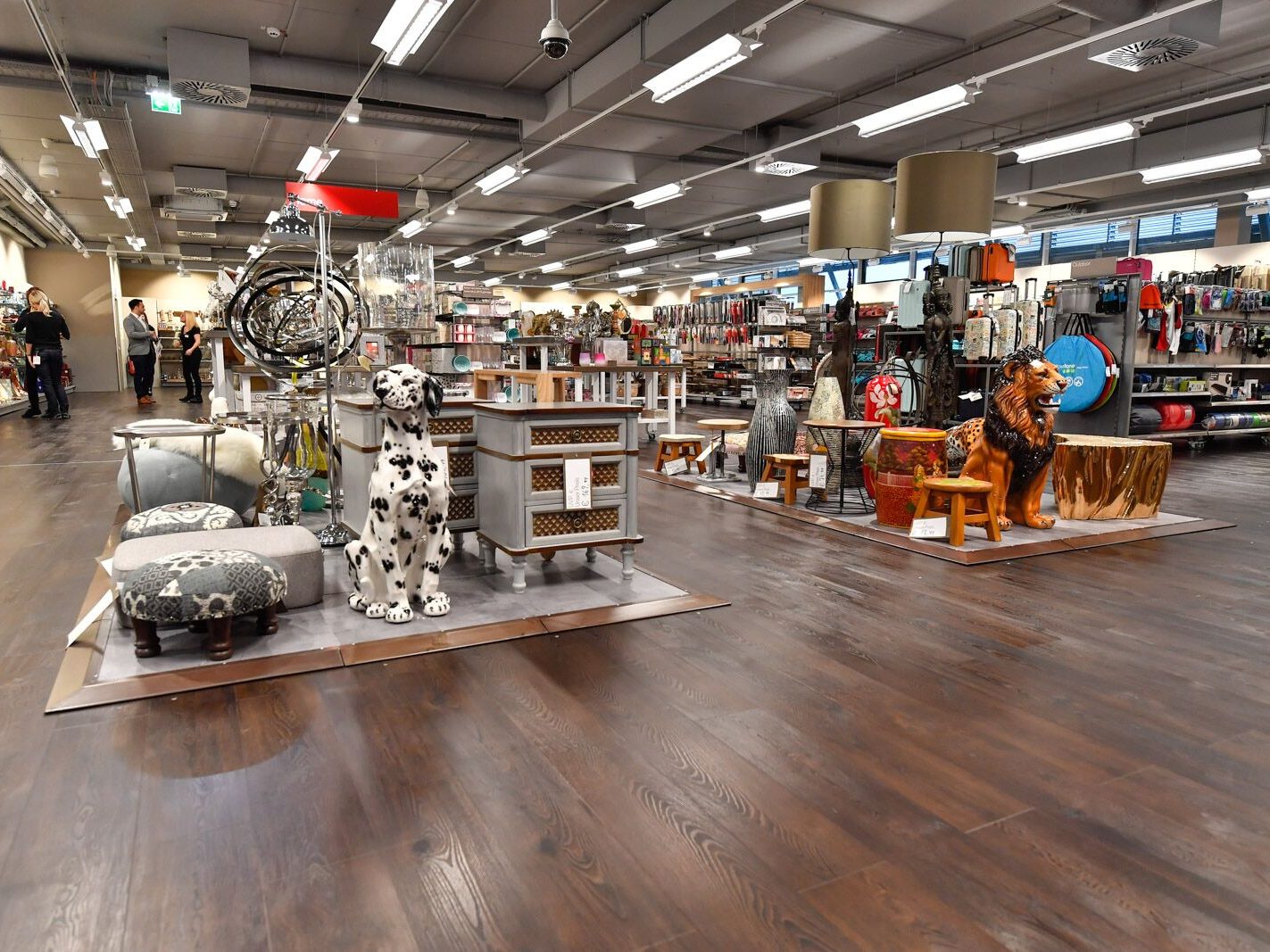 Bereits die dritte TK Maxx-Filiale eröffnet im Wiener huma eleven.