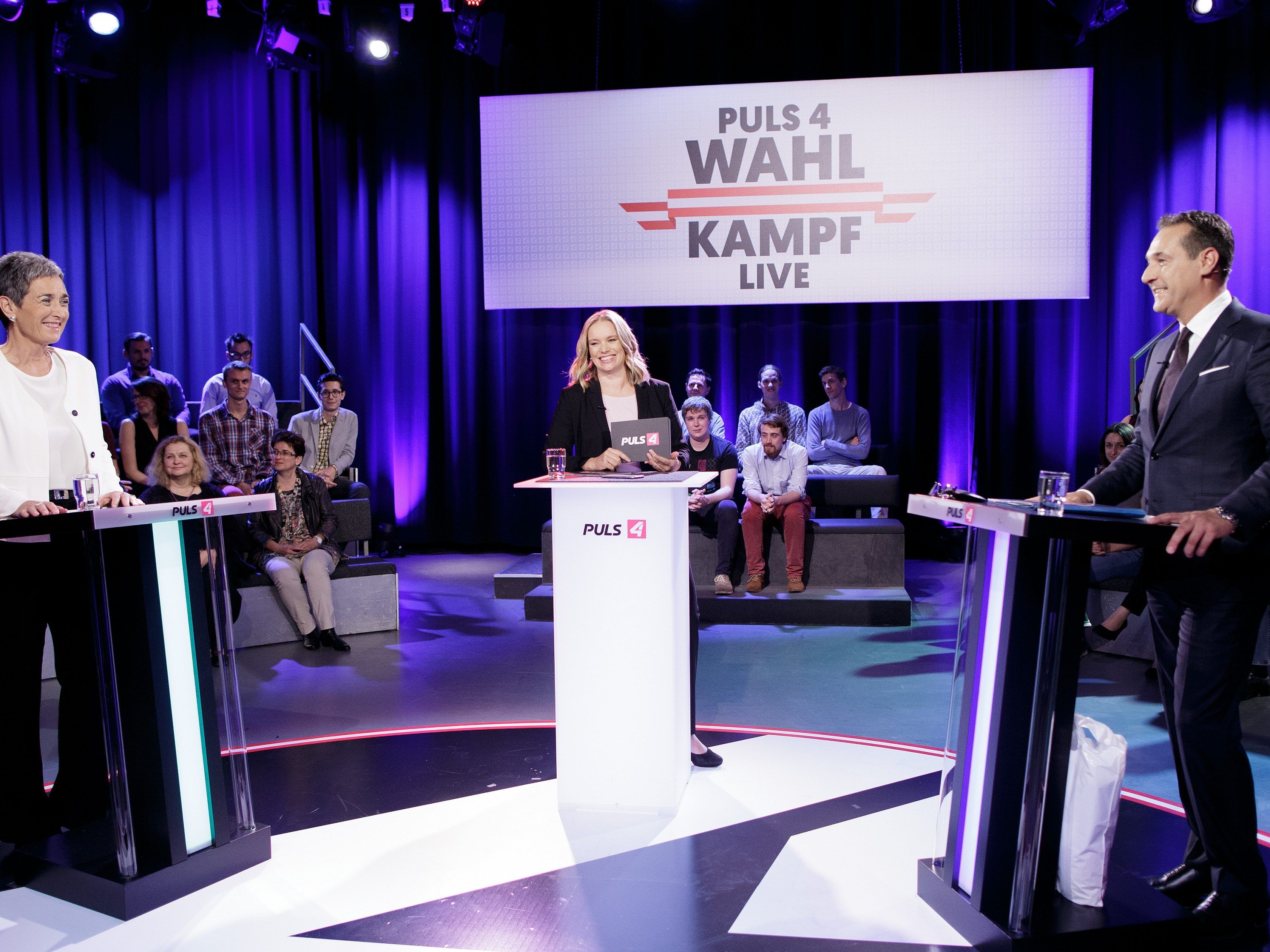 Bei zweiten TV-Duell auf Puls 4 traf Ulrike Lunacek von den Grünen auf FPÖ-Chef Strache