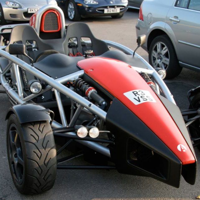 Ariel Atom: 300 PS auf 600 Kilogramm.