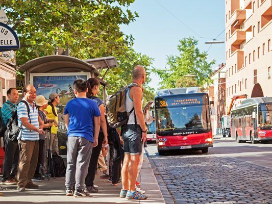Am Freitag gilt ein Einzelfahrschein als Tagesticket. Am Freitag gilt ein Einzelfahrschein als Tagesticket.